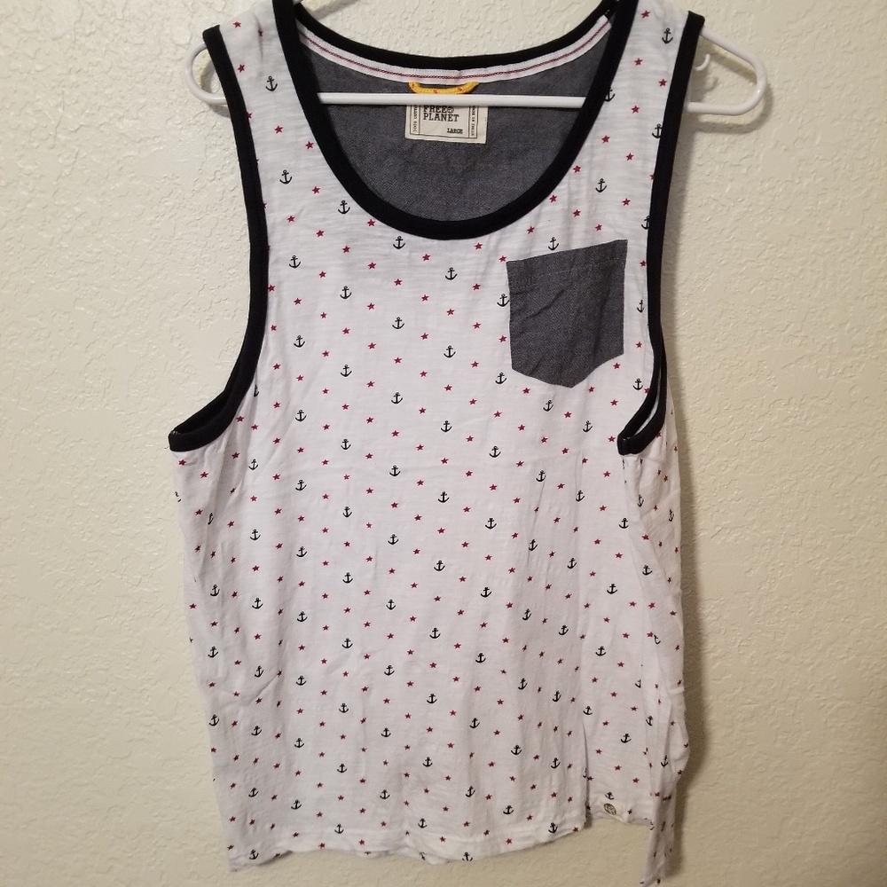 Free Planet tank shirt Large